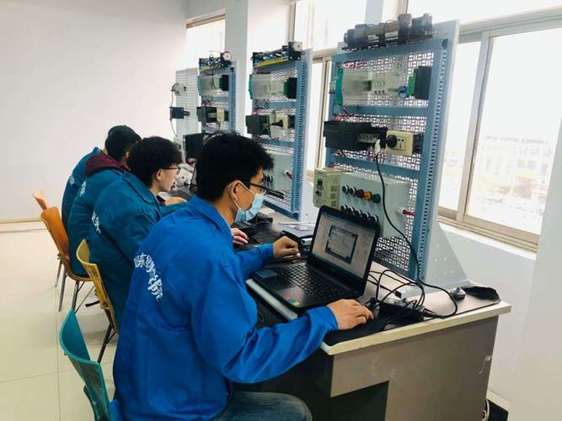 自动化设备维修培训：如何避免踩坑？