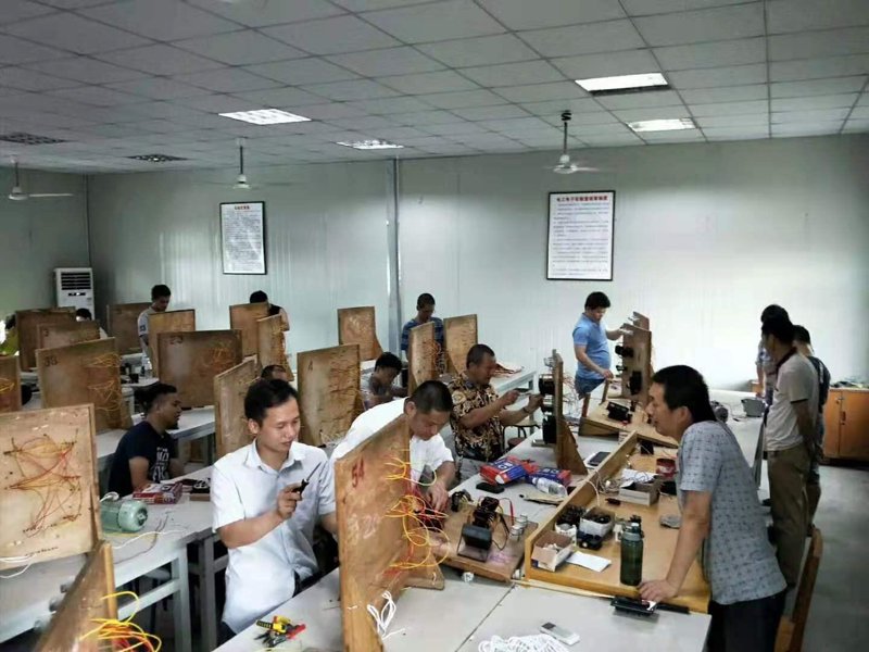 自动化设备维修培训：解锁智能制造的秘密武器